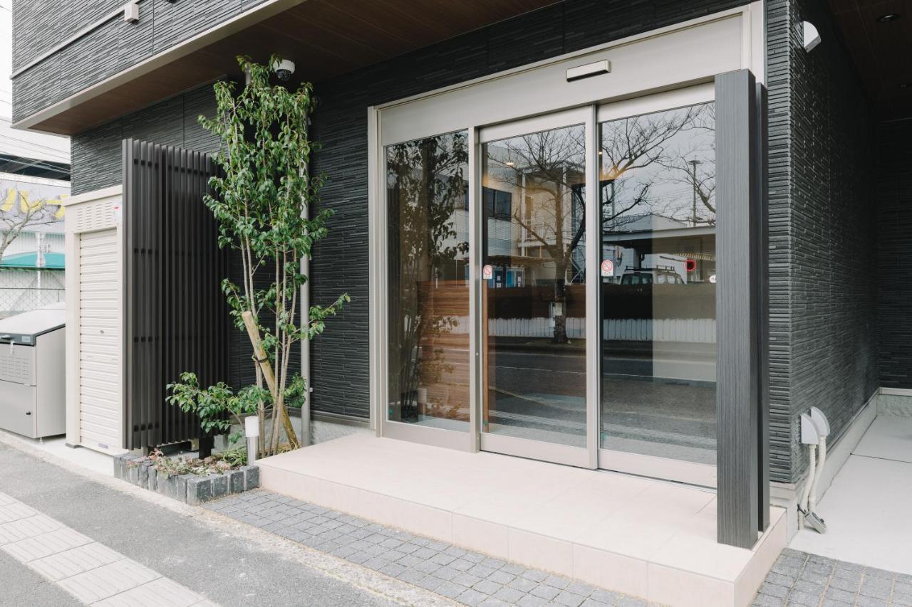 Aparthotel Grand Base Karatsu Ekiminami Esterno foto