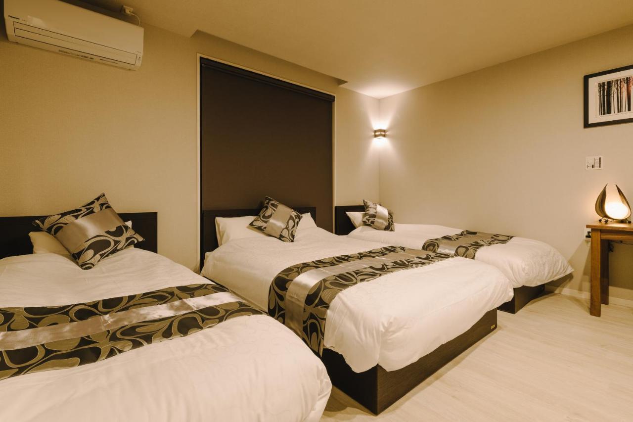 Aparthotel Grand Base Karatsu Ekiminami Esterno foto