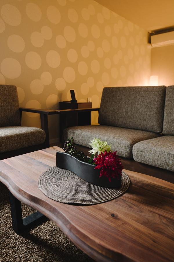 Aparthotel Grand Base Karatsu Ekiminami Esterno foto