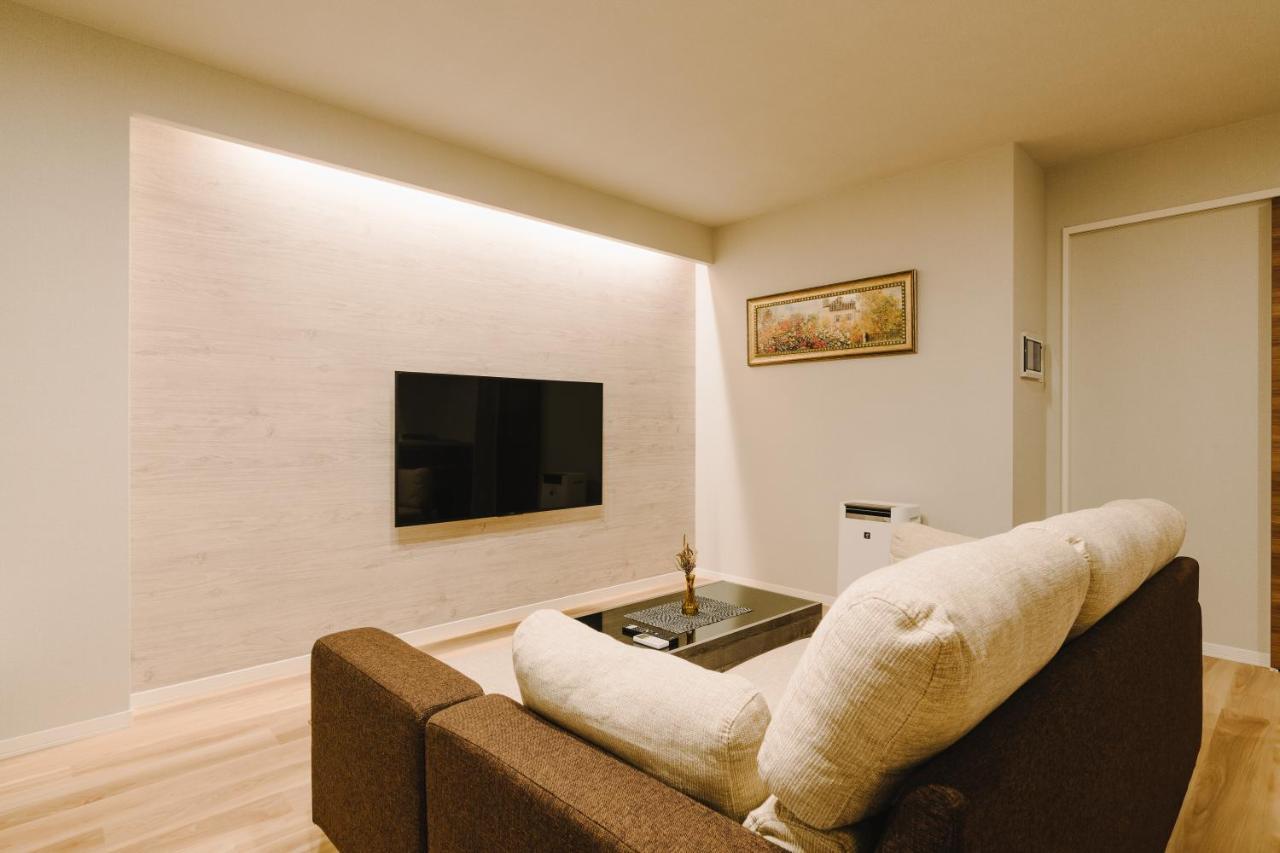 Aparthotel Grand Base Karatsu Ekiminami Esterno foto