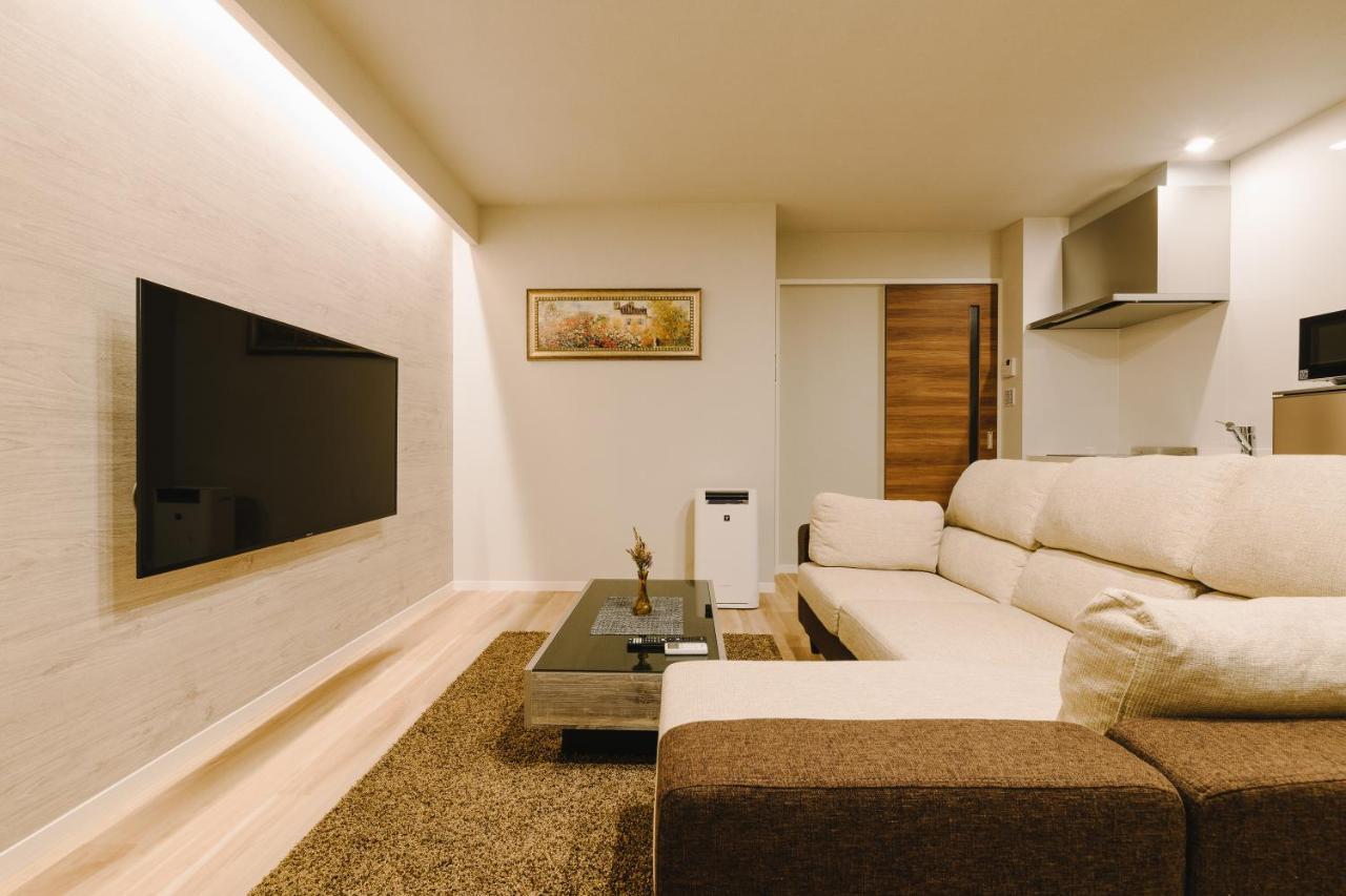 Aparthotel Grand Base Karatsu Ekiminami Esterno foto
